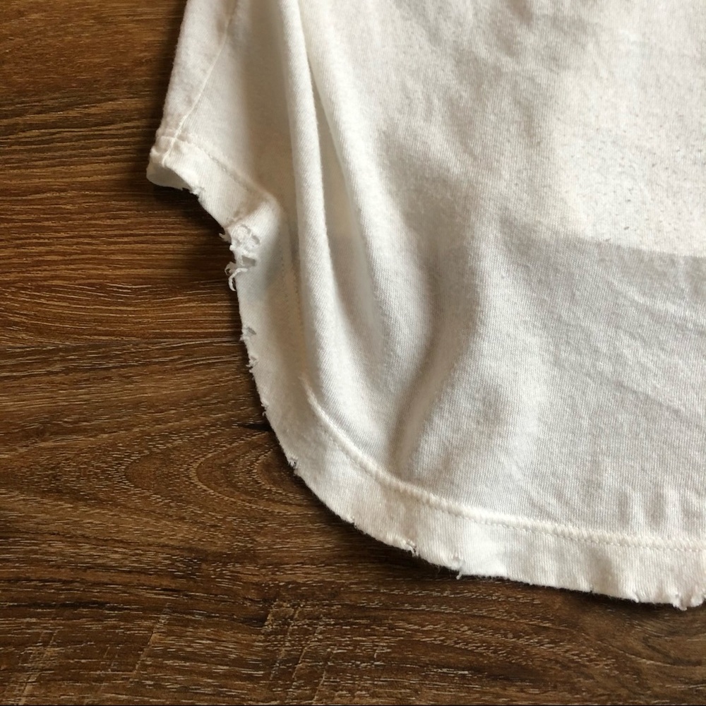 Graphic tee - Picture 5 of 5